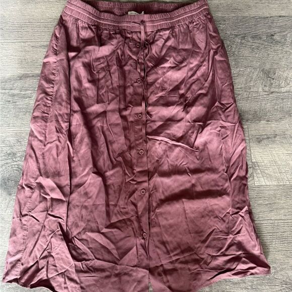 Pink Midi A-Line Skirt with Wrinkled Texture for Casual Work - Picture 1 of 2